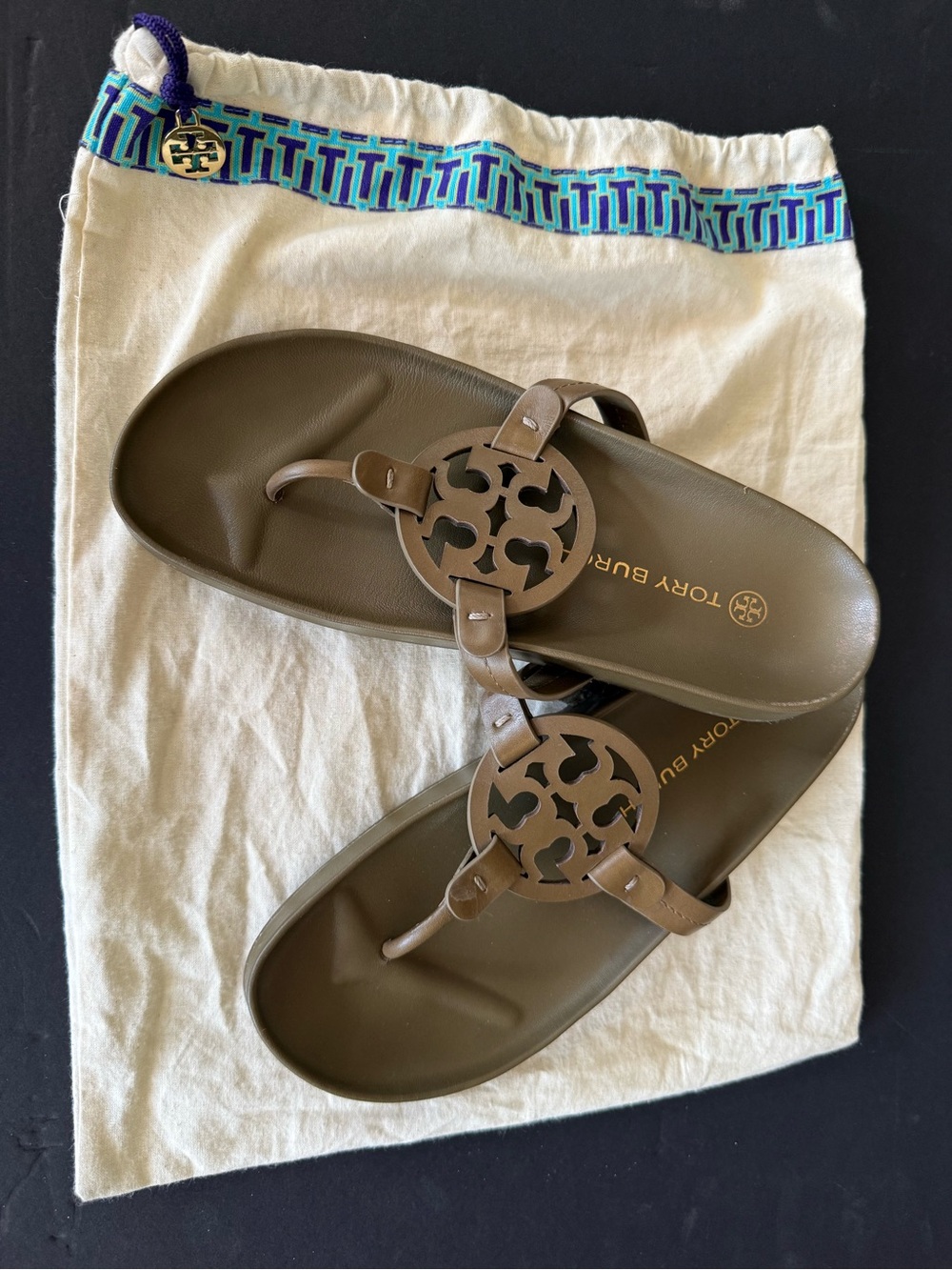 Tory Burch Olive Brown Miller Cloud Logo Thong Sandals size 8